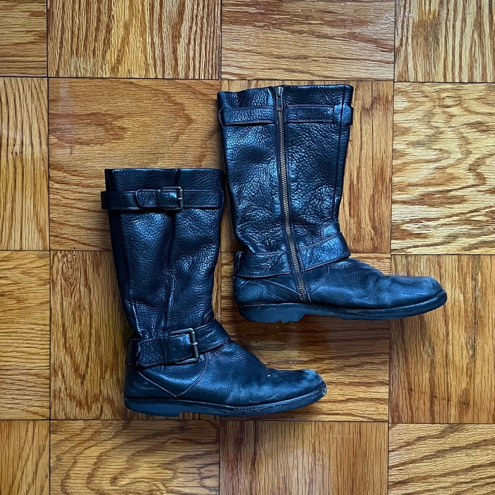 Great condition vintage boots